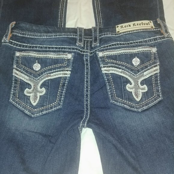 LIKE NEW ROCK REVIVAL EVELLA BOOCUT 32x33 - Picture 6 of 8